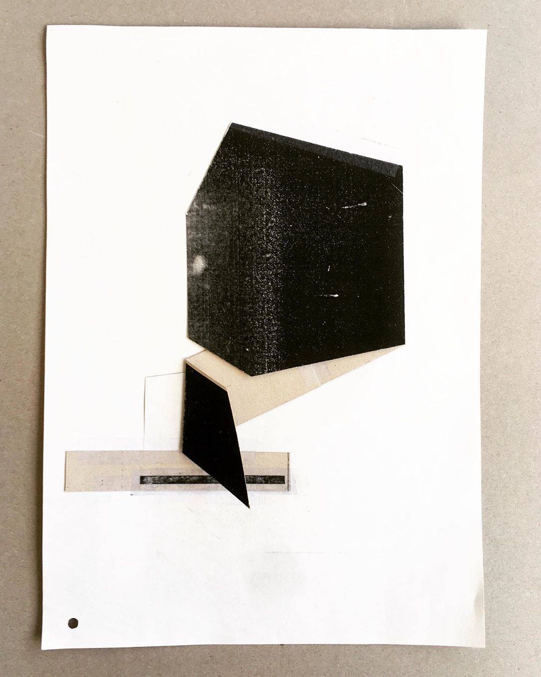 2020-05-11_2306790101336177568_246566740